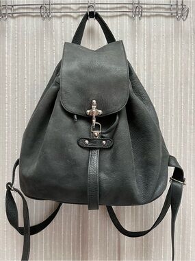 Vintage YURI Italy Black Pebbled Leather Drawstring Backpack Bag Rucksack